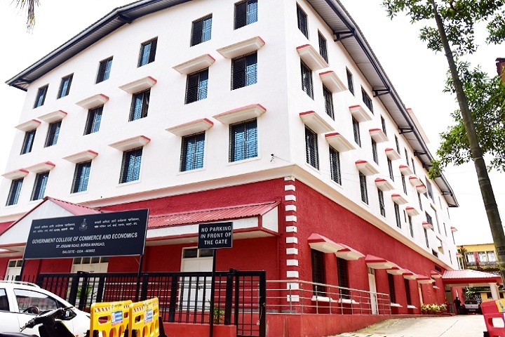 https://cache.careers360.mobi/media/colleges/social-media/media-gallery/27533/2020/2/17/Campus view of Government College of Commerce and Economics Goa_Campus-view.jpg